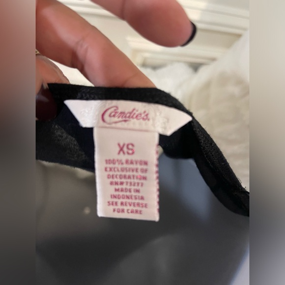 XS Candie’s Spaghetti Strap Embellished Tank Top - Picture 3 of 3